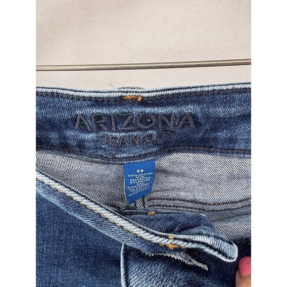 Arizona Jeans Co Womens Blue High Rise Distressed Curvy Skinny Jeans Size 23 NWT - Picture 3 of 5